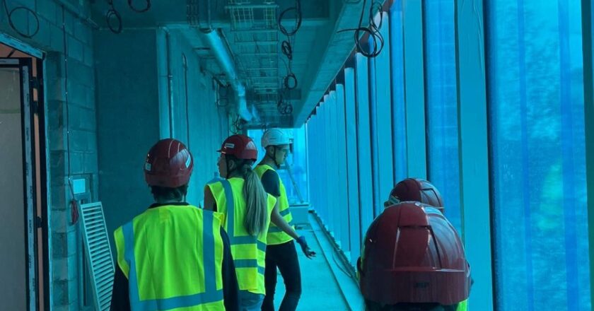 Why internships are valuable for high school students: my experience at the Skanska training program.